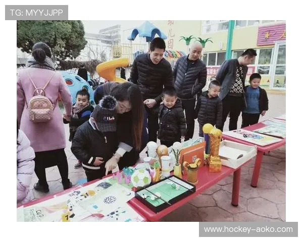 足球星漫游记：球场英雄们的梦想与热血冒险之旅