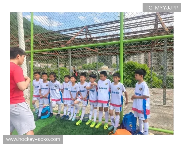 足球明星如何用藏语表达自己名字和球场文化的独特魅力